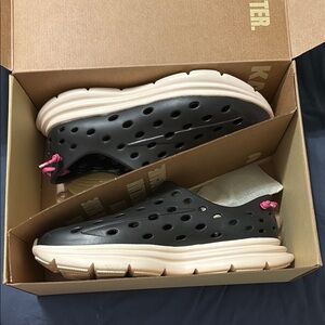 Kane Active Recovery Footwear